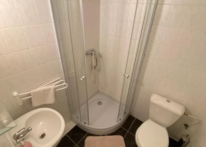 Kaminek Pensionat Teplice nad Metují